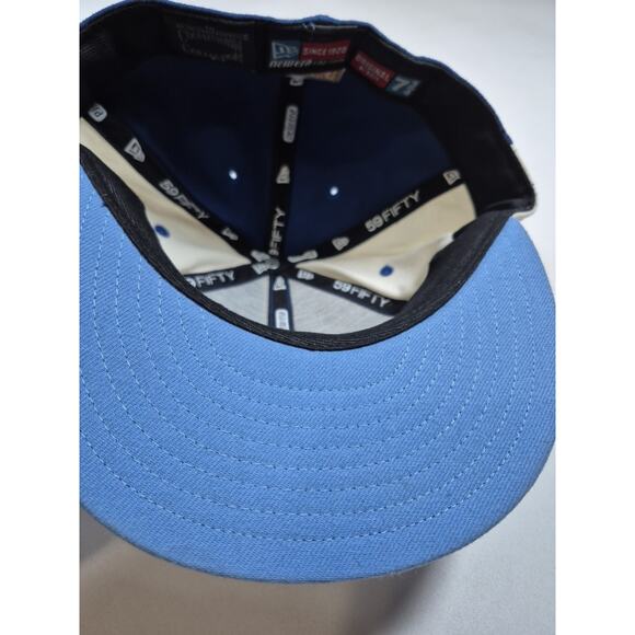 Toronto Blue Jay's New Era Embroidered Cooperstown Collection Fitted Hat 7 3/4 - Picture 5 of 6